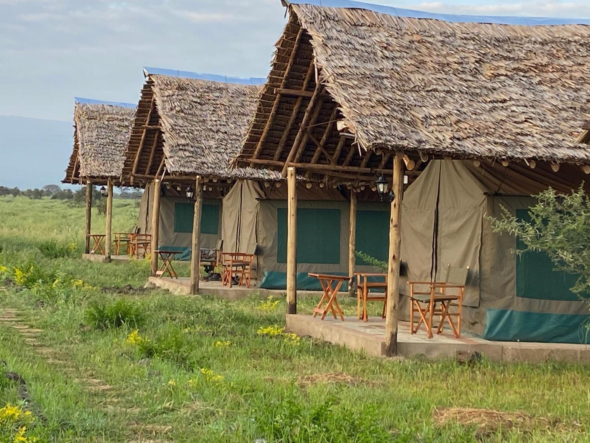 Amboseli Discovery Camp Exterior foto